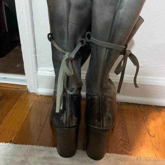 Freebird by Steven, distressed gray, size 8 boots - Picture 3 of 16
